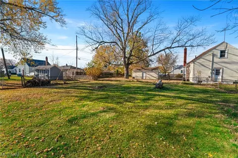 1006 Root Rd, Lorain, OH 44052 photo 9