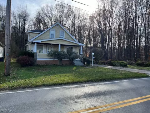 4449 Arlington Blvd, Newton Falls, OH 44444