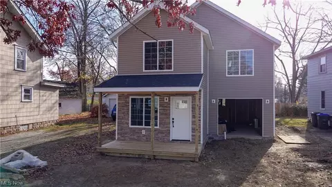 318 Grant Ave, Cuyahoga Falls, OH 44221
