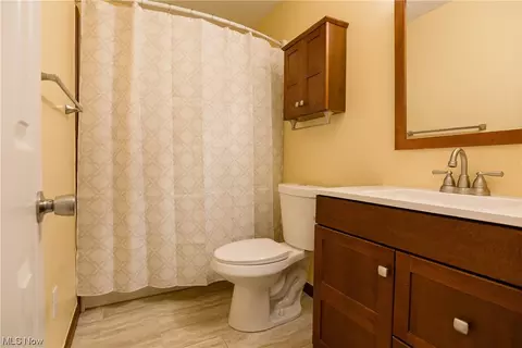 338 Pasadena Ave, Elyria, OH 44035 photo 13