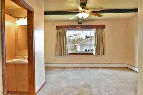 25 Walnut St, Struthers, OH 44471 photo 17