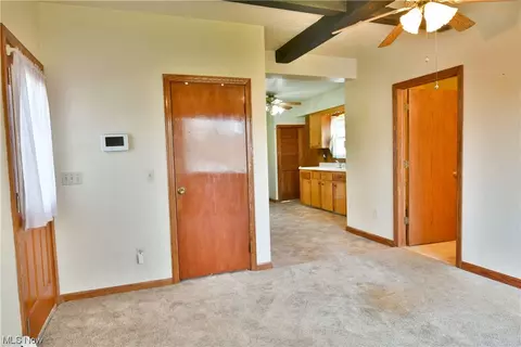 25 Walnut St, Struthers, OH 44471 photo 19