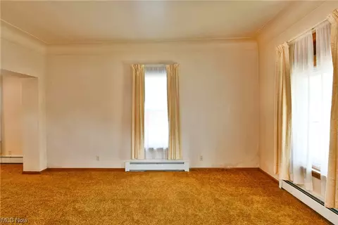 25 Walnut St, Struthers, OH 44471 photo 12