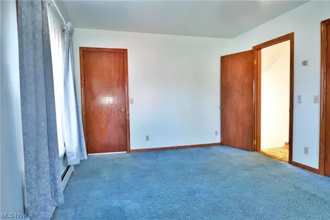 25 Walnut St, Struthers, OH 44471 photo 24
