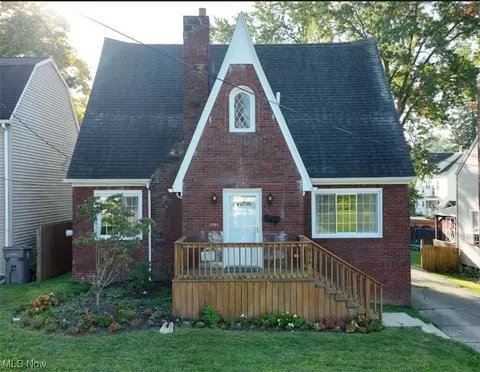 919 Lanterman Ave, Youngstown, OH 44511