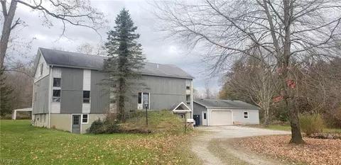17410 Auburn Rd, Auburn, OH 44023