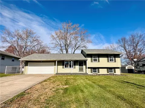 4023 Crestview Ave SE, Warren, OH 44484
