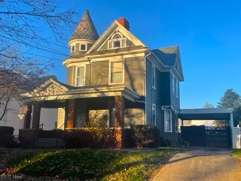 1431 Washington Ave, Parkersburg, WV 26101