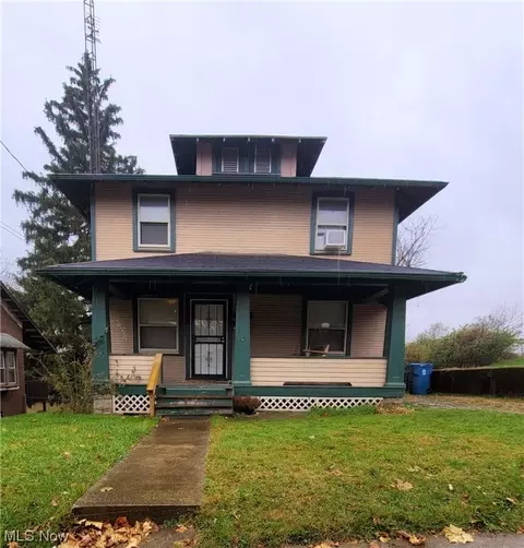 447 Cherry Rd NW, Massillon, OH 44647