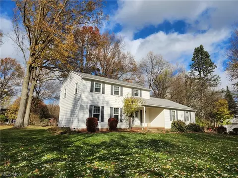 365 Sheffield St NE, North Canton, OH 44720