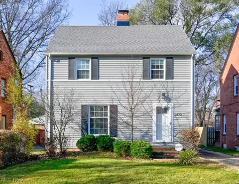2172 Barrington Rd, University Heights, OH 44118
