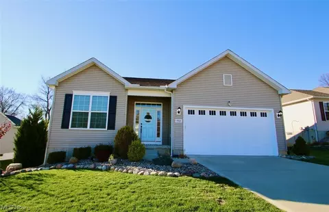 9983 Forest Valley Ln, Streetsboro, OH 44241