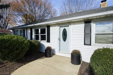 16710 Dover Rd, Dundee, OH 44624 photo 3