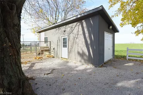 16710 Dover Rd, Dundee, OH 44624 photo 33