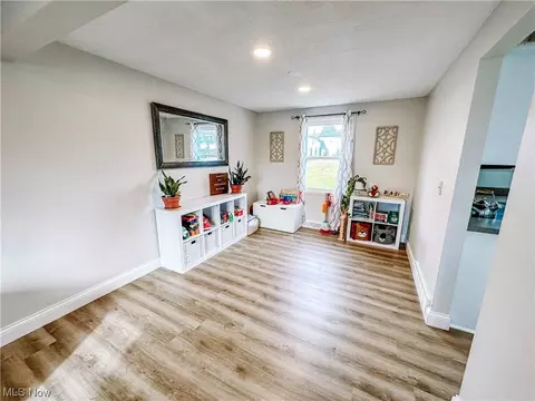 2877 E Celeste View Dr, Stow, OH 44224 photo 5