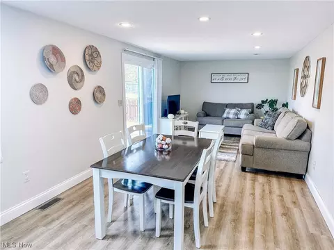 2877 E Celeste View Dr, Stow, OH 44224 photo 9