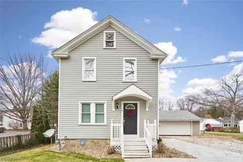 26 Bermont Ave, Munroe Falls, OH 44262