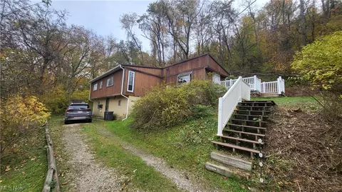 56620 Mcgee Rd, Shadyside, OH 43947
