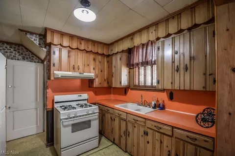 2323 9th St NW, Canton, OH 44708 photo 9