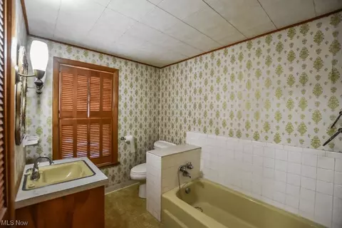 2323 9th St NW, Canton, OH 44708 photo 17