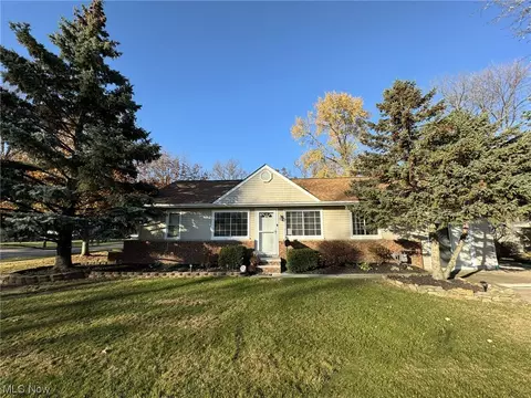 33923 Beach Park Ave, Eastlake, OH 44095