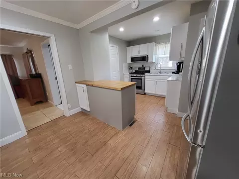 5831 Washington Ave, Ashtabula, OH 44004 photo 6