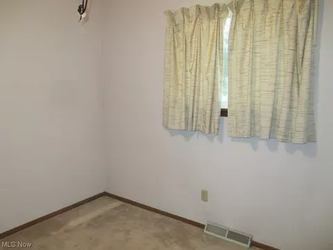 656 University Ave, Elyria, OH 44035 photo 13