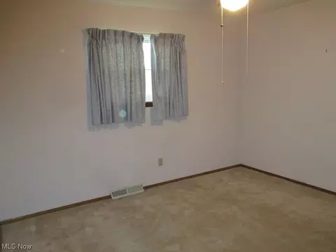 656 University Ave, Elyria, OH 44035 photo 14