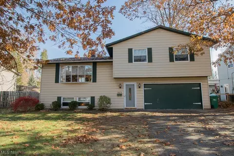 5613 Anaconda Ave, Mentor, OH 44060