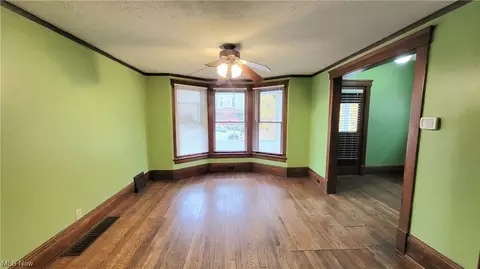 122 Kaiser Ct, Elyria, OH 44035 photo 7