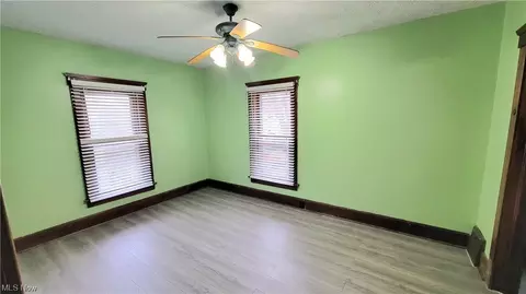 122 Kaiser Ct, Elyria, OH 44035 photo 11