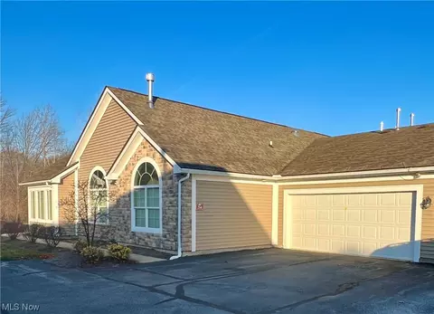 214 Shaw Dr, Kent, OH 44240