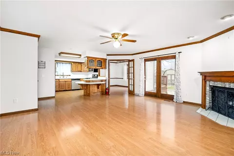 329 Forest St, Lagrange, OH 44050 photo 4