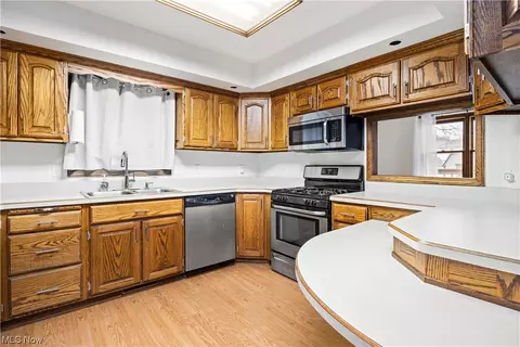 329 Forest St, Lagrange, OH 44050 photo 8