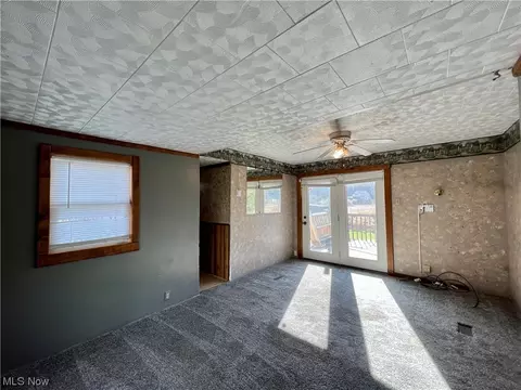 114 W Main St, Flushing, OH 43977 photo 7