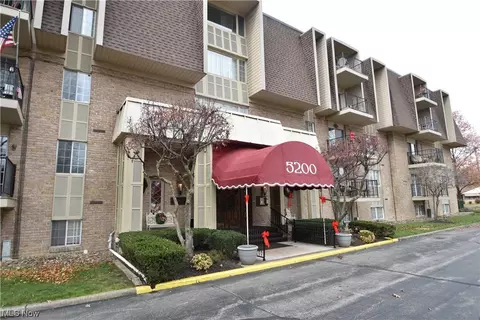 5200 West Blvd #504, Boardman, OH 44512