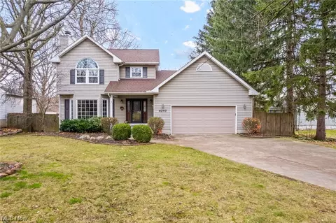 4047 Baird Rd, Stow, OH 44224