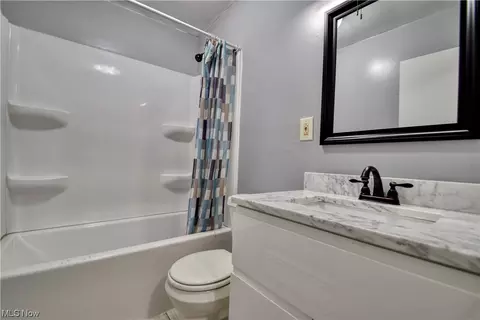 980 Reeve Rd, Elyria, OH 44035 photo 16