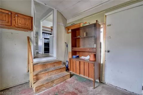 980 Reeve Rd, Elyria, OH 44035 photo 5