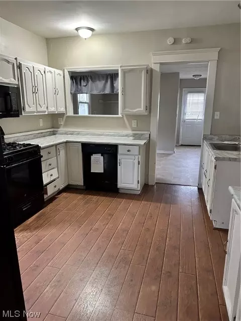 1726 W 11th St, Ashtabula, OH 44004 photo 10
