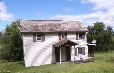 6645 Beauty Ln, Zanesville, OH 43701