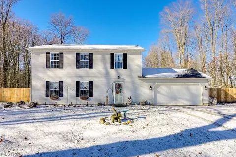 10448 Knowlton Rd, Garrettsville, OH 44231