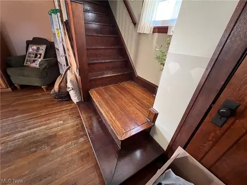 136 Longfellow St, Elyria, OH 44035 photo 3