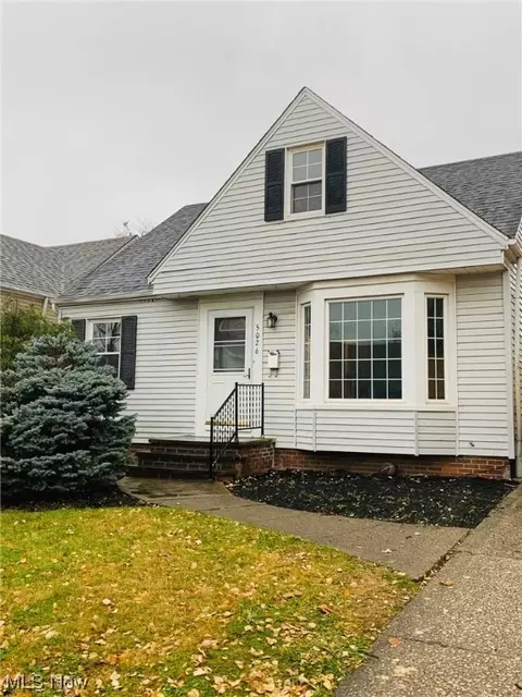 5026 E 114th St, Garfield Heights, OH 44125