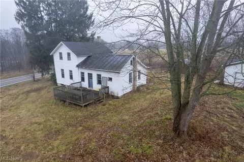 231 State Route 302, Polk, OH 44866