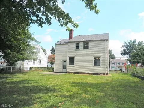 714 E 254th St, Euclid, OH 44132 photo 15