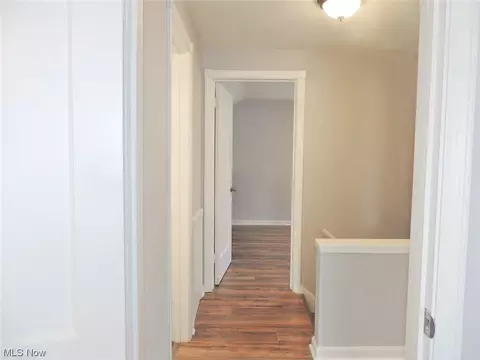 714 E 254th St, Euclid, OH 44132 photo 6