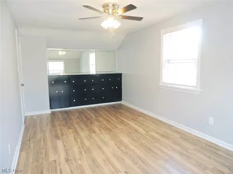714 E 254th St, Euclid, OH 44132 photo 11
