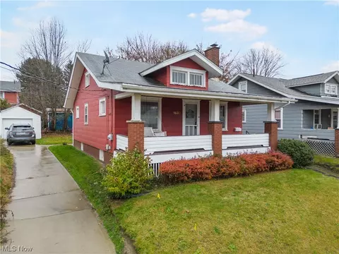 1630 Miami Ct NE, Canton, OH 44714