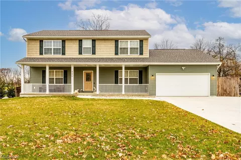 9494 W Pleasant Valley Rd, Parma, OH 44130